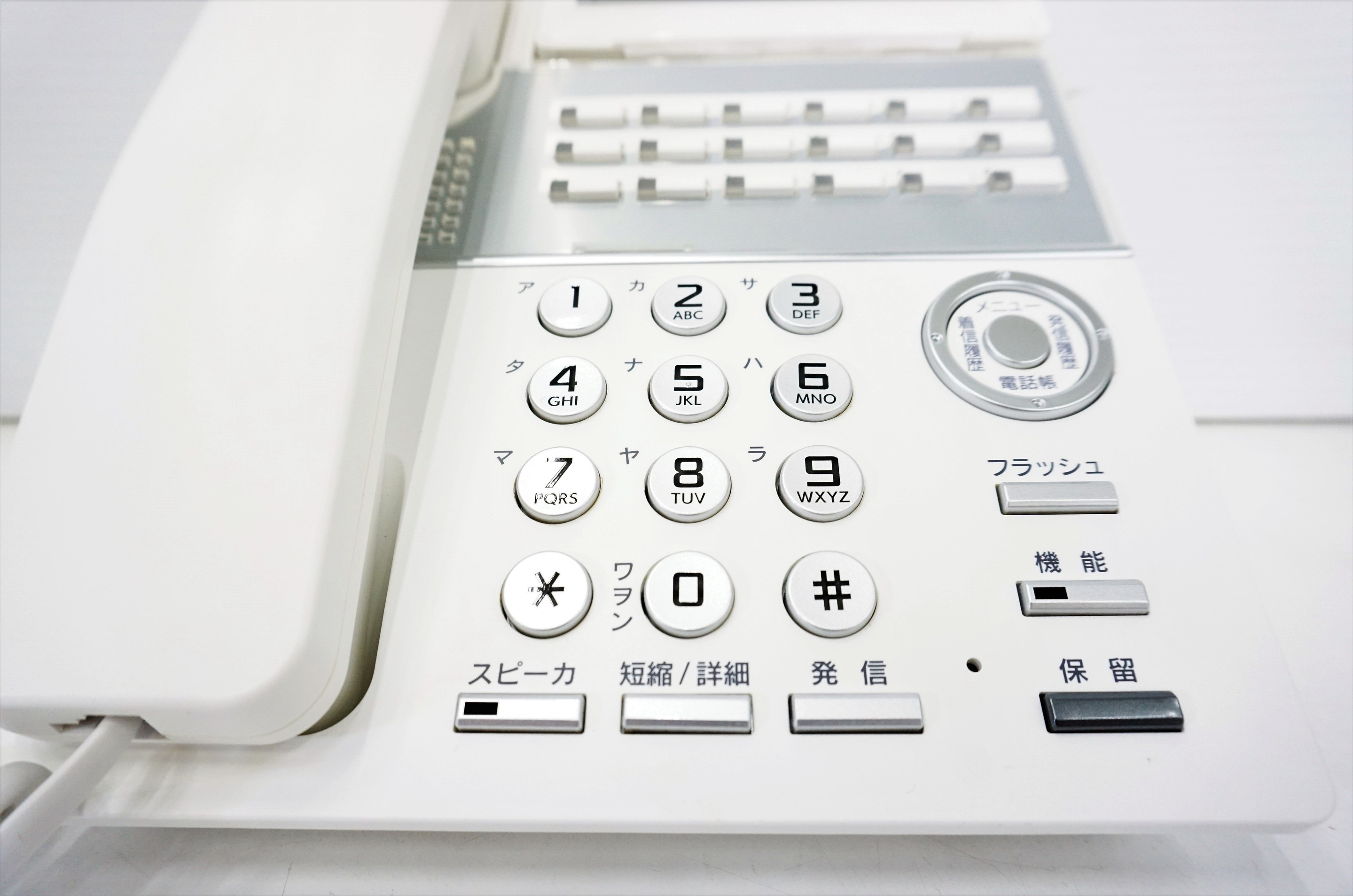 TD810(W)　saxa サクサ製　標準電話機　PLATIA2　(プラティア)